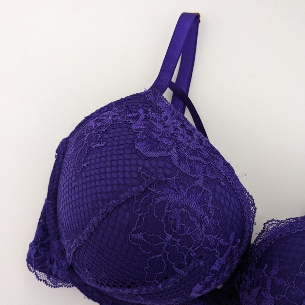 NWT! Victoria's Secret Very Sexy Bombshell Plunge Bra **Adds 2 Cup Sizes!** 34D - Picture 4 of 14